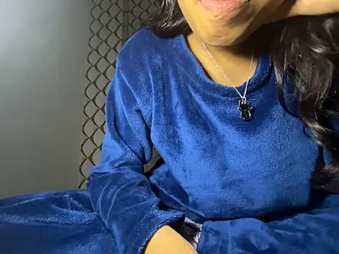 dubyzubygirl's cam snapshot