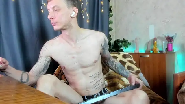 Jamie_Inked's cam snapshot