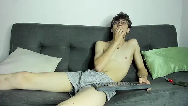 Dio__morningstar's cam snapshot