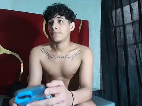 MaxStar26's cam snapshot