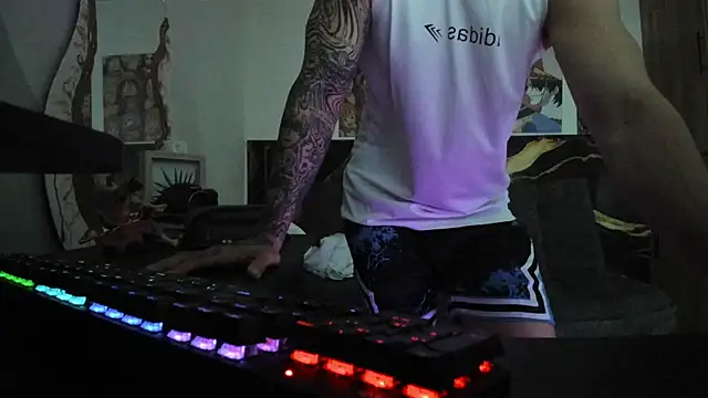 Dominatofstupid's cam snapshot