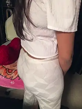 Lucky_Flora's cam snapshot