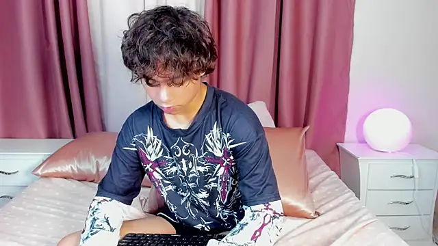 Honeymoon_sariel live sex cam