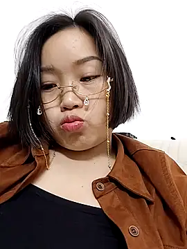 __BingBing__'s cam snapshot