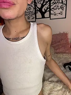 Taylor_Snow's cam snapshot