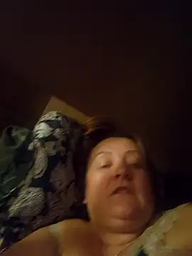 lady_charlyne's cam snapshot