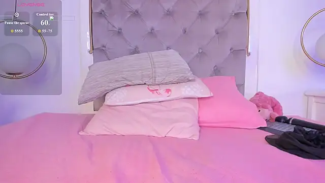 fallon_grey's cam snapshot