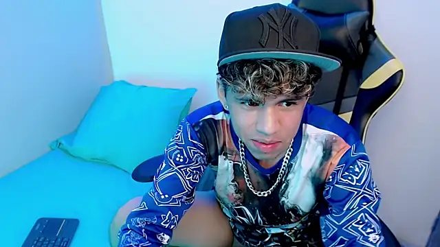 Big_boyss_'s cam snapshot