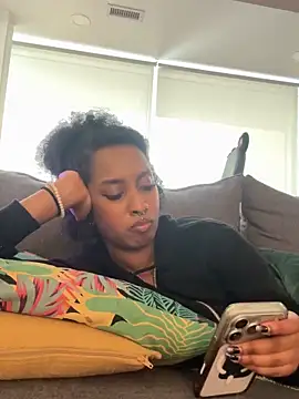 Your_Paris live sex cam