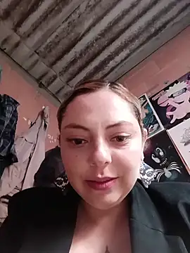 madelaine- live sex cam