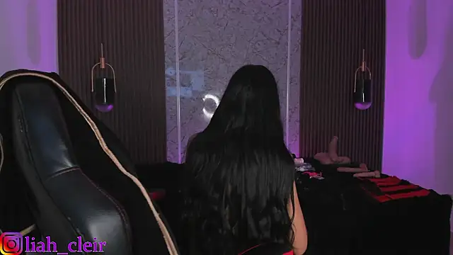 liah_cleir's cam snapshot