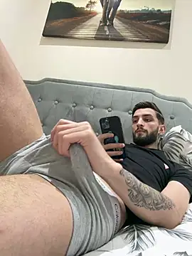 Juliann69Ramiro live sex cam