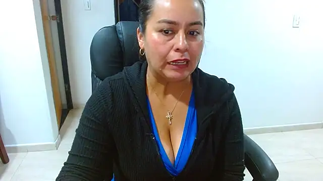 Ixchel_Anaid's cam snapshot