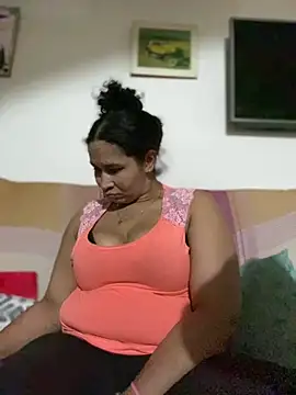 Carola-Ross live sex cam