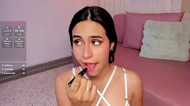 AshleeyDiamonds's cam snapshot