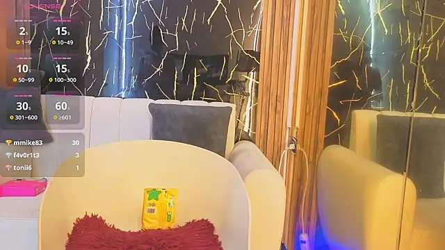 Starlight_Mature_aws's cam snapshot