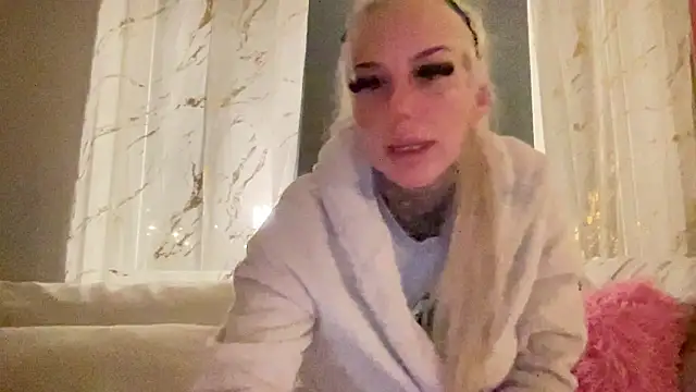 paulinaalatalo's cam snapshot