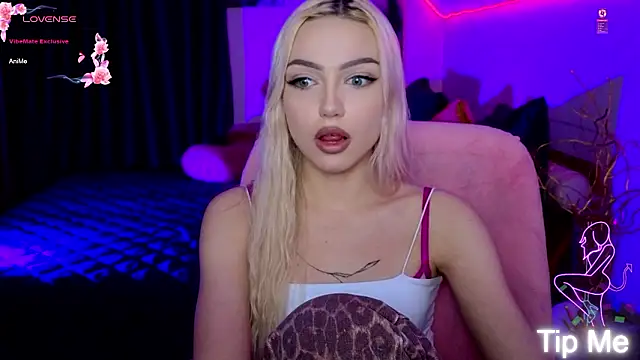 LinaLirian's cam snapshot