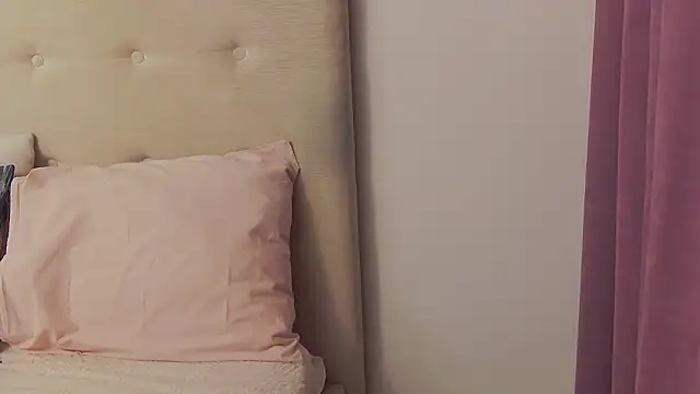 CassieHilton's cam snapshot