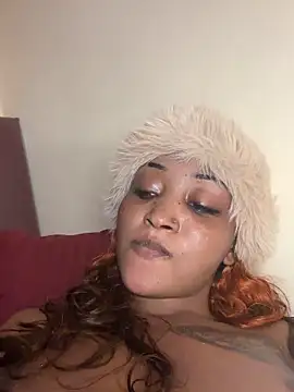 Ruthlessvee's cam snapshot