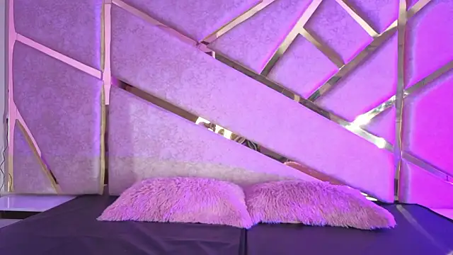 Zafiro_claire's cam snapshot