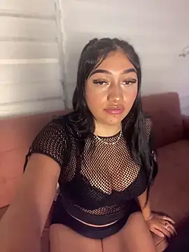 Georgia_Pink's cam snapshot