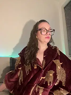 FemDom_RubyKnightXXO's cam snapshot