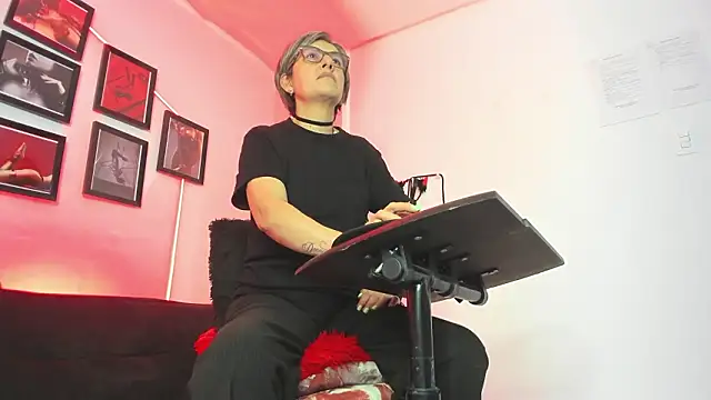 MistressNyx_cg's cam snapshot