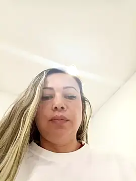 Madisson-04_'s cam snapshot