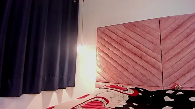 Zoe_Vg's cam snapshot