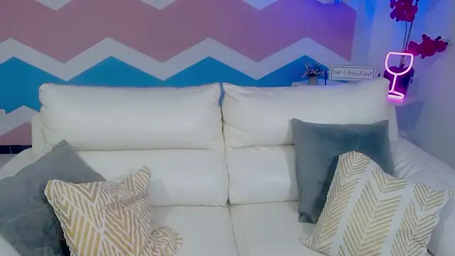 zahira1's cam snapshot