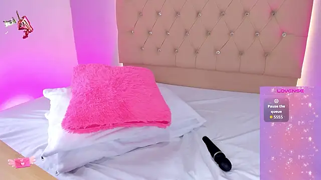 EmmaLawrence_'s cam snapshot