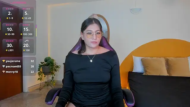 liaa_moretti_'s cam snapshot