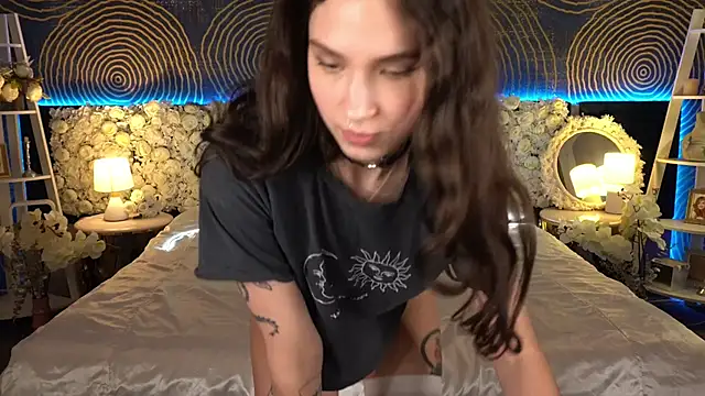 BabyFlowerr's cam snapshot