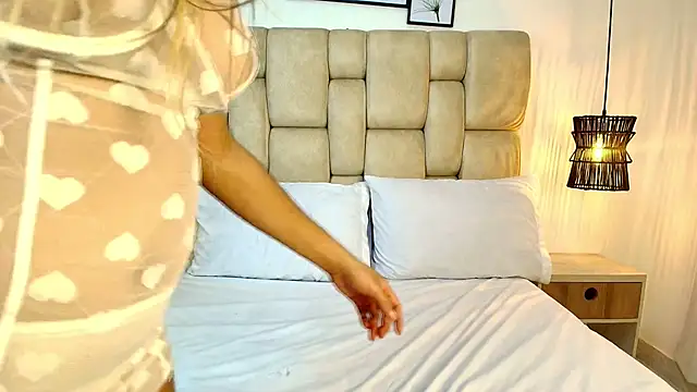 AdharaSmithh's cam snapshot