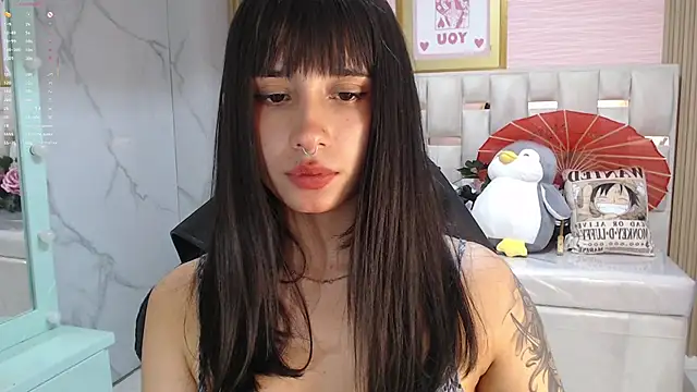 allyssa_bellini_s's cam snapshot