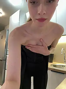 FriendlyFire_18's cam snapshot