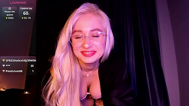 JessyyJ's cam snapshot