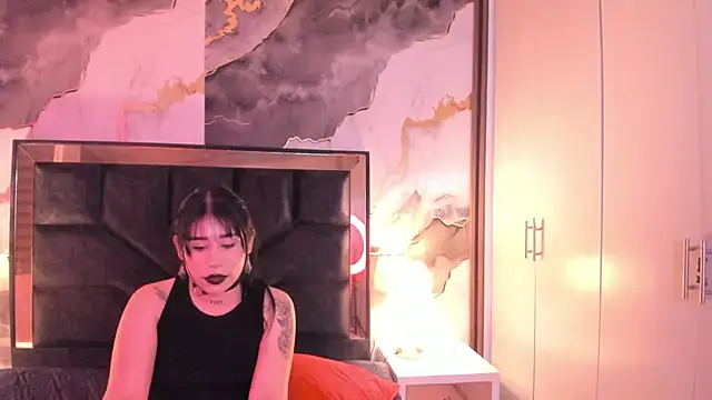 SusanVilla's cam snapshot