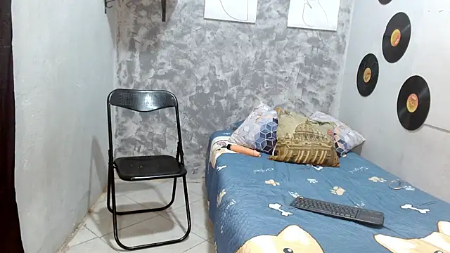 Ambar_foxy's cam snapshot