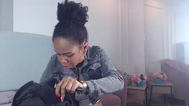 ChantalGarner's cam snapshot