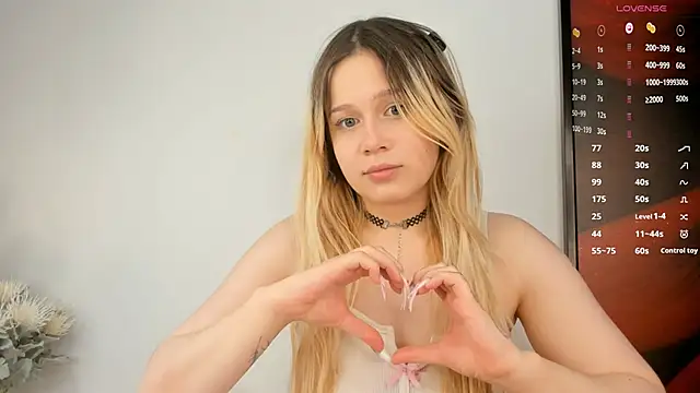 Love_audirs6's cam snapshot