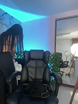 MAVI_EC_'s cam snapshot