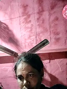 Pooja750's cam snapshot