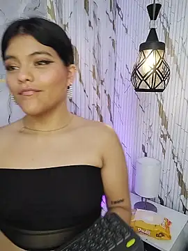 NIKIBUNNY's cam snapshot