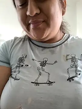 EmpaticBolillo's cam snapshot