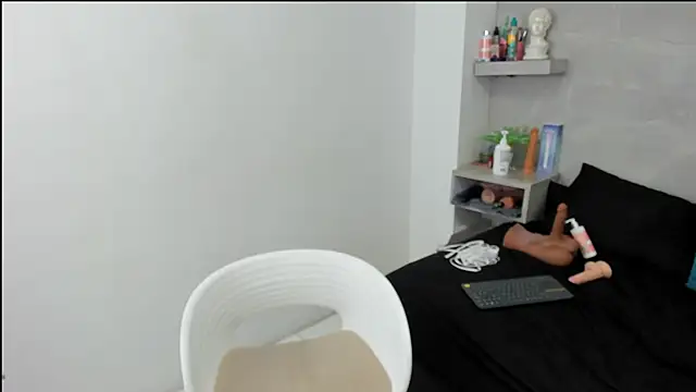 aurorabig's cam snapshot