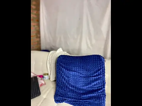 Doll_tv's cam snapshot