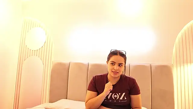 Tayler_Kim's cam snapshot