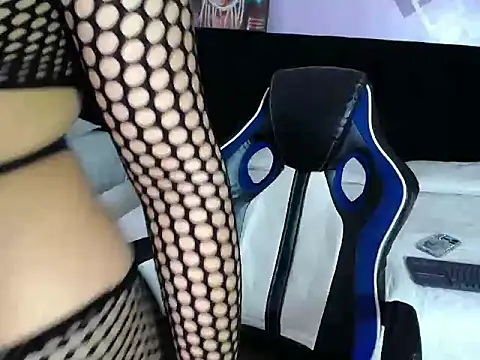 Nahomys_'s cam snapshot